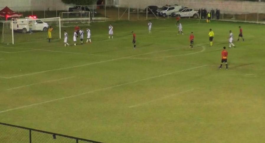 Rondoniense vence fora de casa e abre vantagem na disputa por uma vaga na decisão do Rondoniense Sub-20