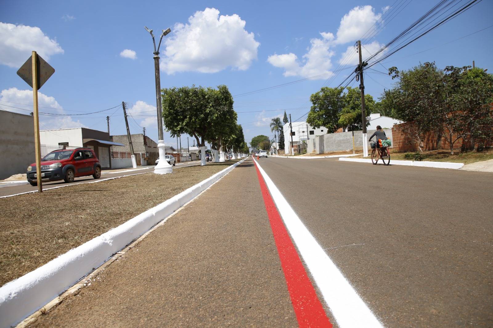 Vilhena contará com sua primeira ciclofaixa na avenida Carmelita Firmino; Melvin Jones deve ser a próxima a receber a benfeitoria