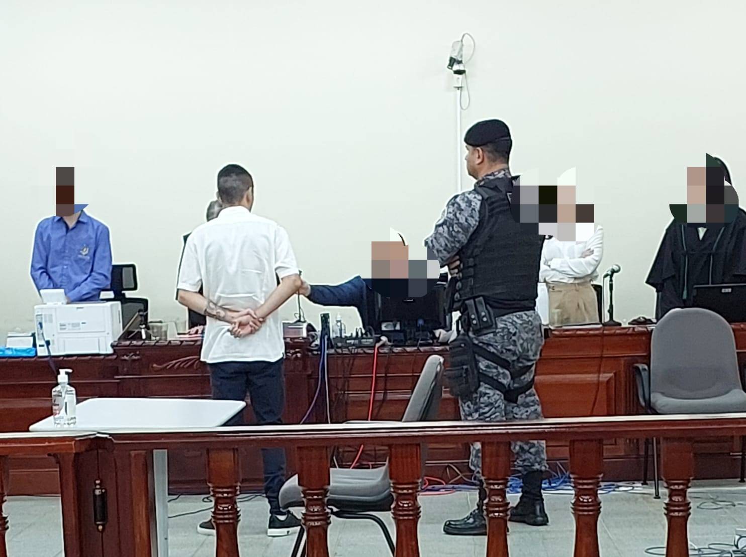 Homem que tentou matar a ex depois que ela se recusou a retomar relacionamento é condenado a mais de 9 anos de prisão, em Vilhena