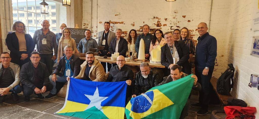 Sicoob Credisul visita primeira cooperativa "Os Pioneiros de Rochdale" em Manchester, Inglaterra