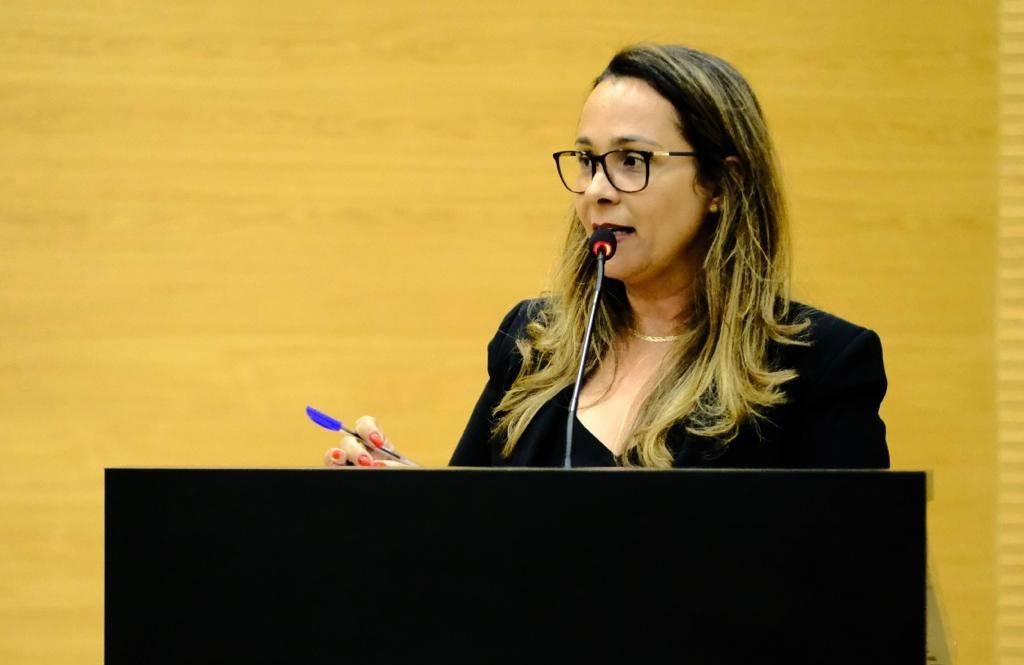 Deputada Rosangela Donadon afirma: "É um absurdo a falta de perícia por parte do INSS no Cone Sul de Rondônia"
