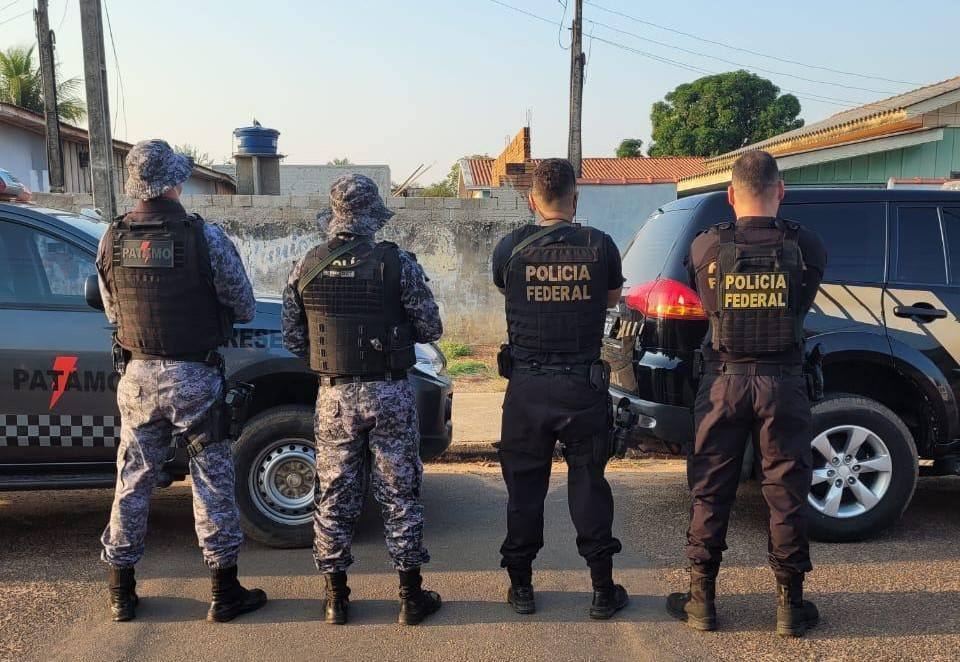 Após analisar celular de traficante preso com drogas trazidas da Bolívia, PF deflagra operação e cumpre mandados em Vilhena