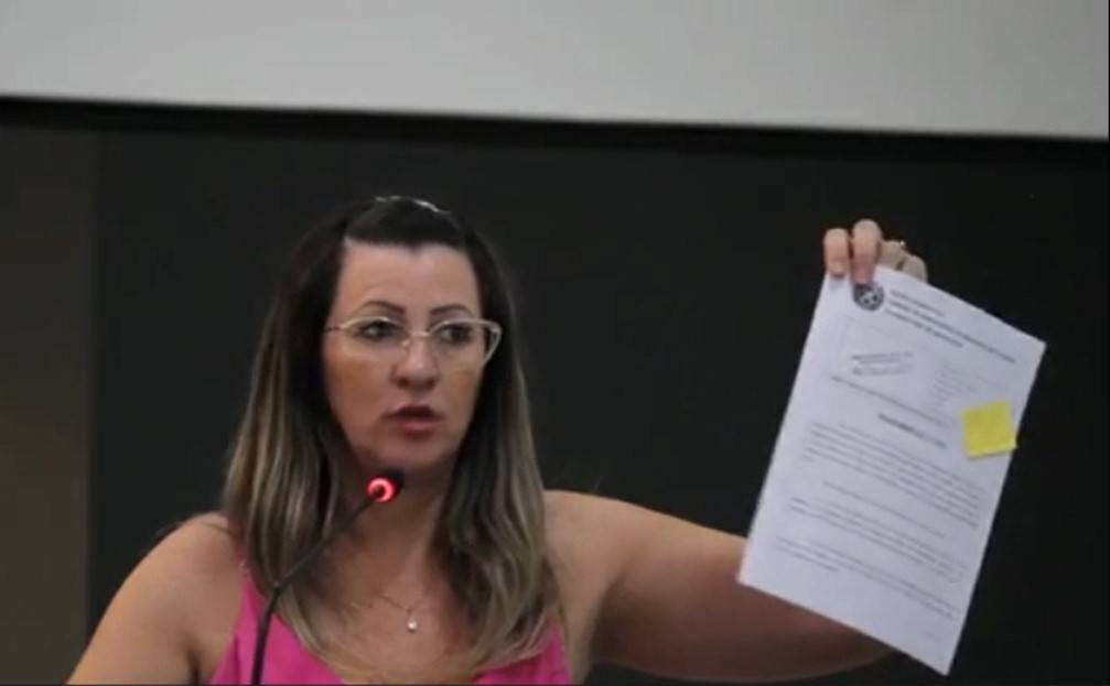 ASSISTA VÍDEO: vereadora denuncia nomeação de empresário e tem pedido de CPI protocolado contra ela na Câmara de Vilhena