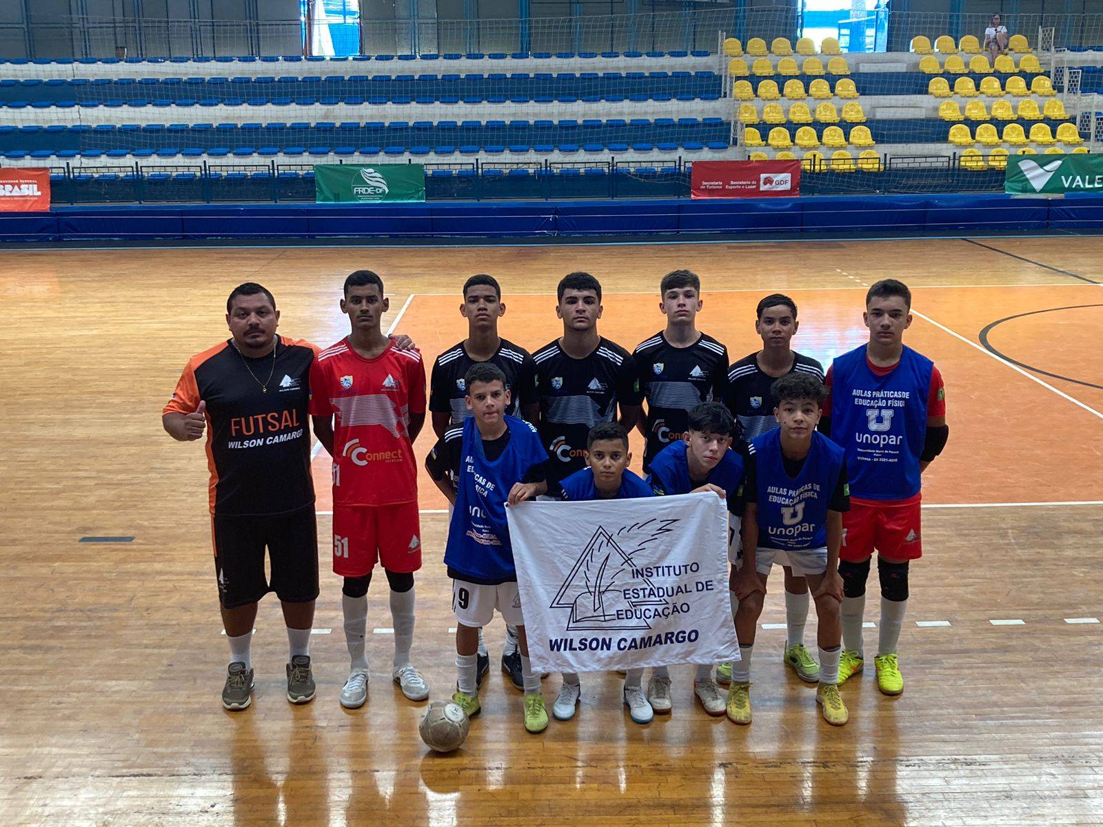 Futsal do Instituto de Educação Wilson Camargo, de Vilhena, avança para as semifinais dos Jogos Escolares Brasileiros