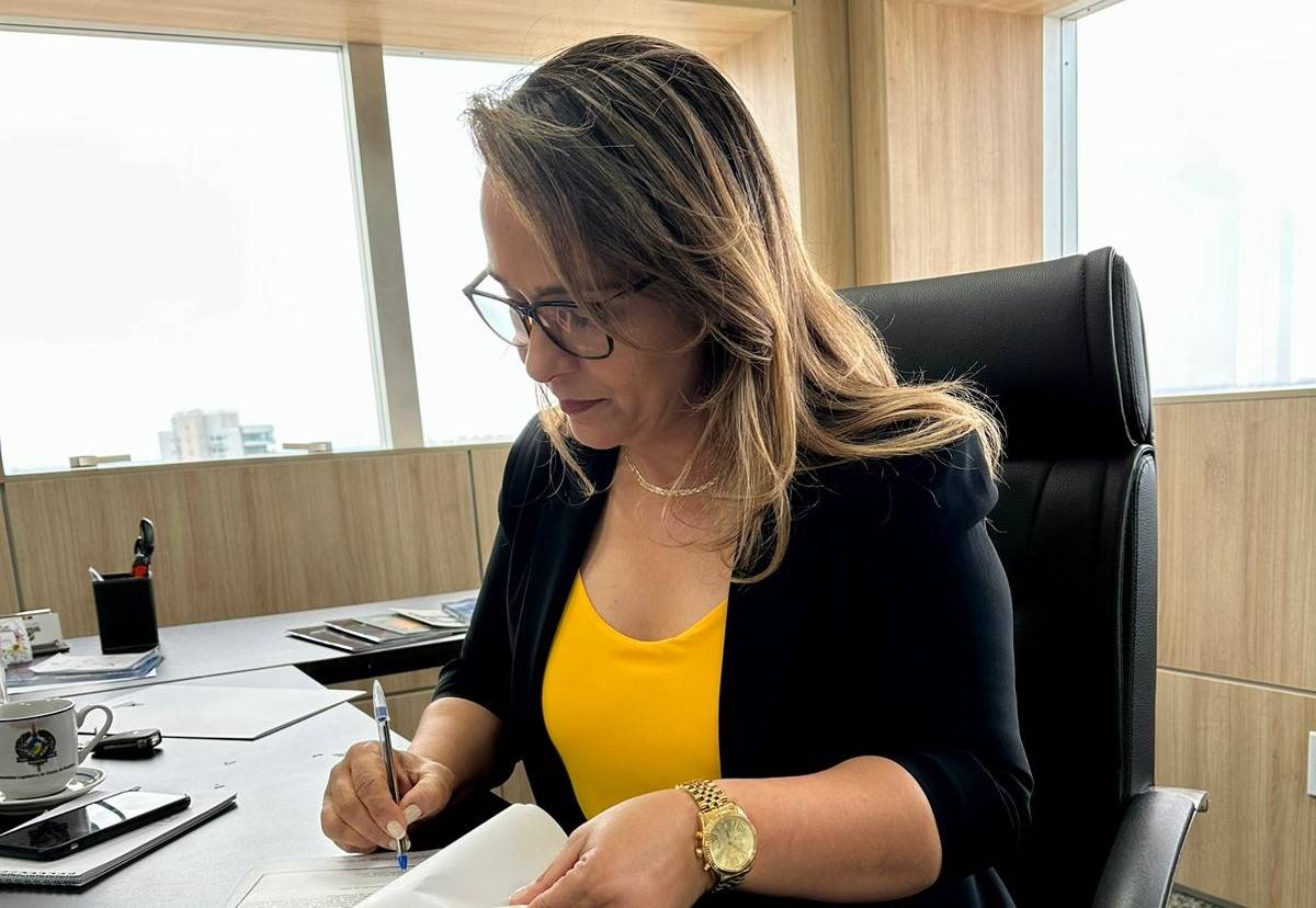 Deputada Rosangela Donadon alerta para necessidade de avanços nas políticas públicas para o Transtorno do Espectro Autista em RO