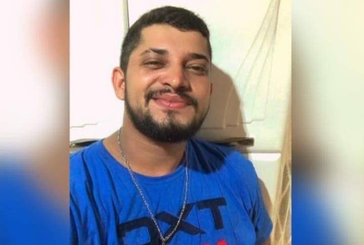Morre um dos envolvidos na batida frontal entre motos em avenida de Vilhena; sobrevivente está em estado grave e passará por cirurgias
