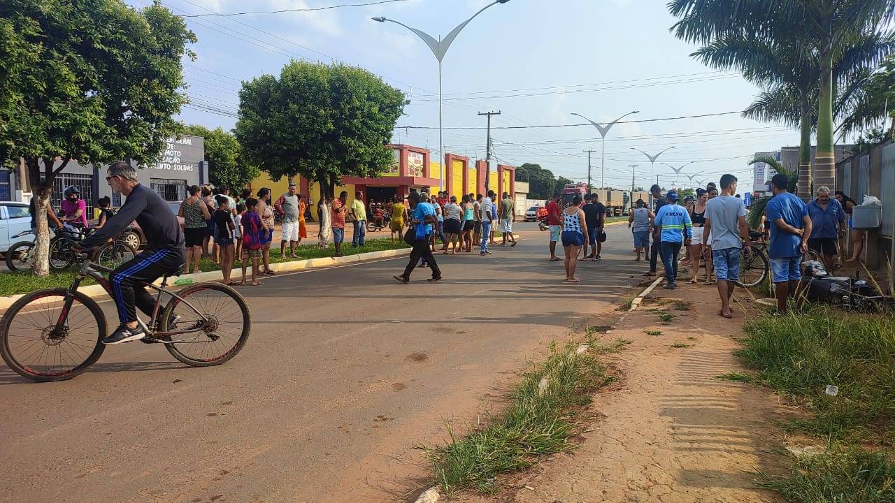 Vilhena registra mais um acidente: batida entre moto e carro deixa homem em estado grave; vítima seria filho de policial