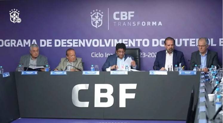 CBF lança programa de desenvolvimento do Futebol Feminino; primeira fase prever investimento de R$ 200 milhões