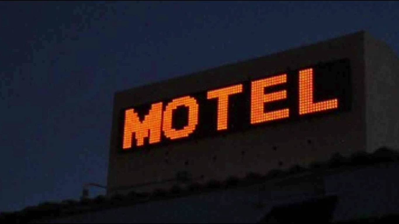Mulher encontra marido com travesti em motel de Vilhena e situação vira caso de polícia