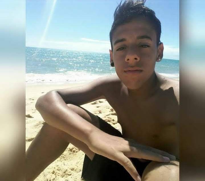 Família de jovem morto a tiros no portão de casa em Vilhena emite nota de esclarecimento
