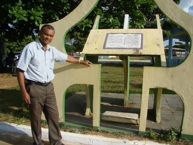 Pastor luta para recuperar monumento e propõe homenagem a colega morto