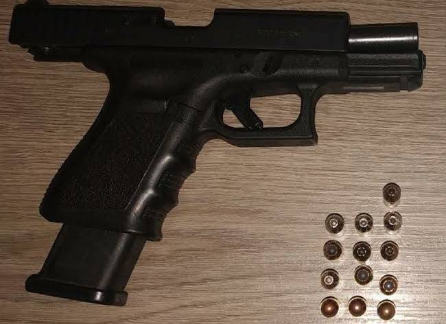 PM apreende pistola do mesmo calibre que arma usado em dupla tentativa de homicídio em Vilhena