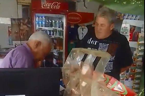 ASSISTA: divergências políticas entre funileiro e comerciante idoso de Vilhena rendem “treta” em bar e vídeo viraliza
