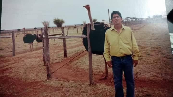 Pioneiro na criação de avestruzes em Colorado do Oeste é encontrado morto aos 48 anos em sítio; corpo tinha marcas de munição explosiva