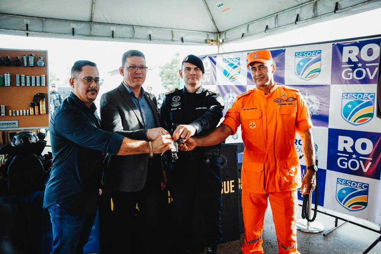 Governador Marcos Rocha entrega novos equipamentos e armas de última geração às polícias de Rondônia