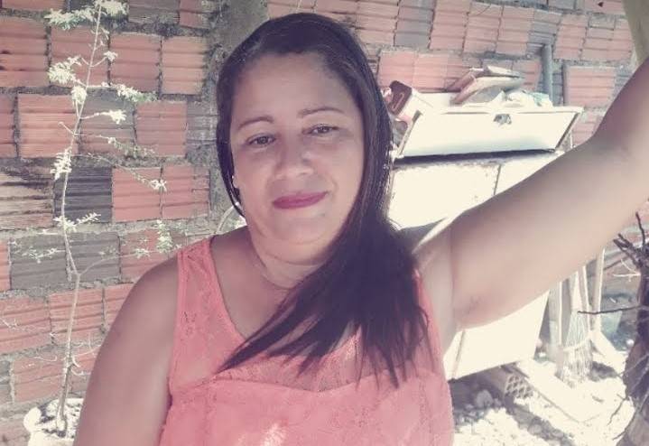 Moradora de Colorado do Oeste que sofreu queda de moto por causa de buraco na BR 435 morre em Vilhena aos 51 anos