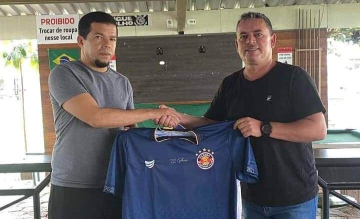 Edilsinho será o treinador do VEC no Campeonato Rondoniense 2024; o anúncio foi feito pelo clube nas redes sociais