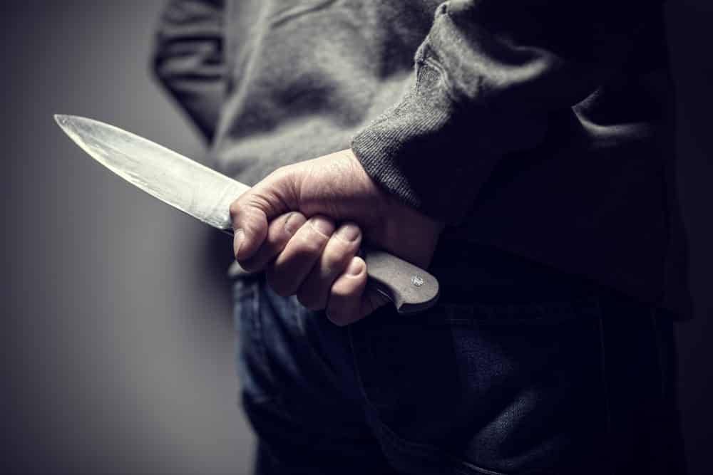 Inconformado com a separação, homem é preso com faca ameaçando matar a ex-esposa e o atual companheiro dela, em Vilhena