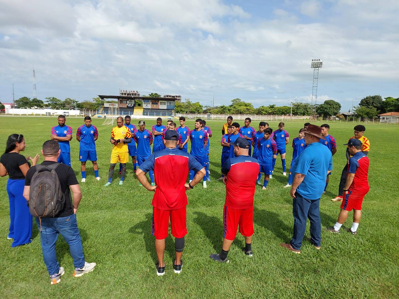 Sob o comando de Edilsinho, VEC inicia preparação para o Campeonato Rondoniense 2024