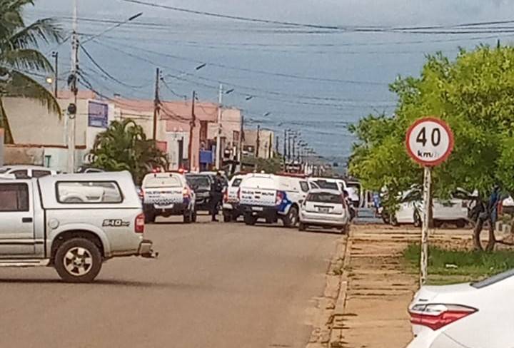 Cliente de concessionária de veículos aciona a polícia e diz que pai foi agredido e mantido refém por empresário, em Vilhena