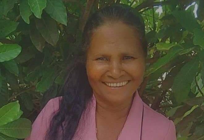 Mulher que teve bicicleta esmagada por carreta em Vilhena continua na UTI; conheça a história de lutas da catadora de recicláveis