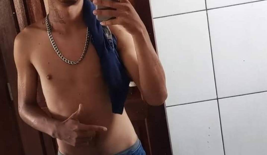 Jovem de 21 anos preso em Vilhena ajudou a fundar facção, tentou matar rivais e trocou tiros com a polícia em praça pública