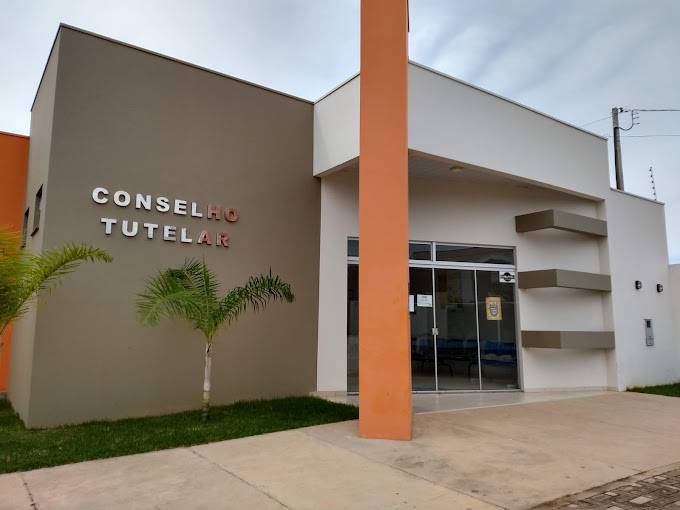 Após fuga de menina de 13 anos em Vilhena, mãe e namorado adolescente discutem em postagem do FOLHA DO SUL ON LINE
