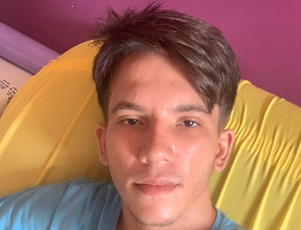 Homem embriagado que matou enteado pensando que ele estaria tendo caso com a própria mãe continua na cadeia em cidade de RO