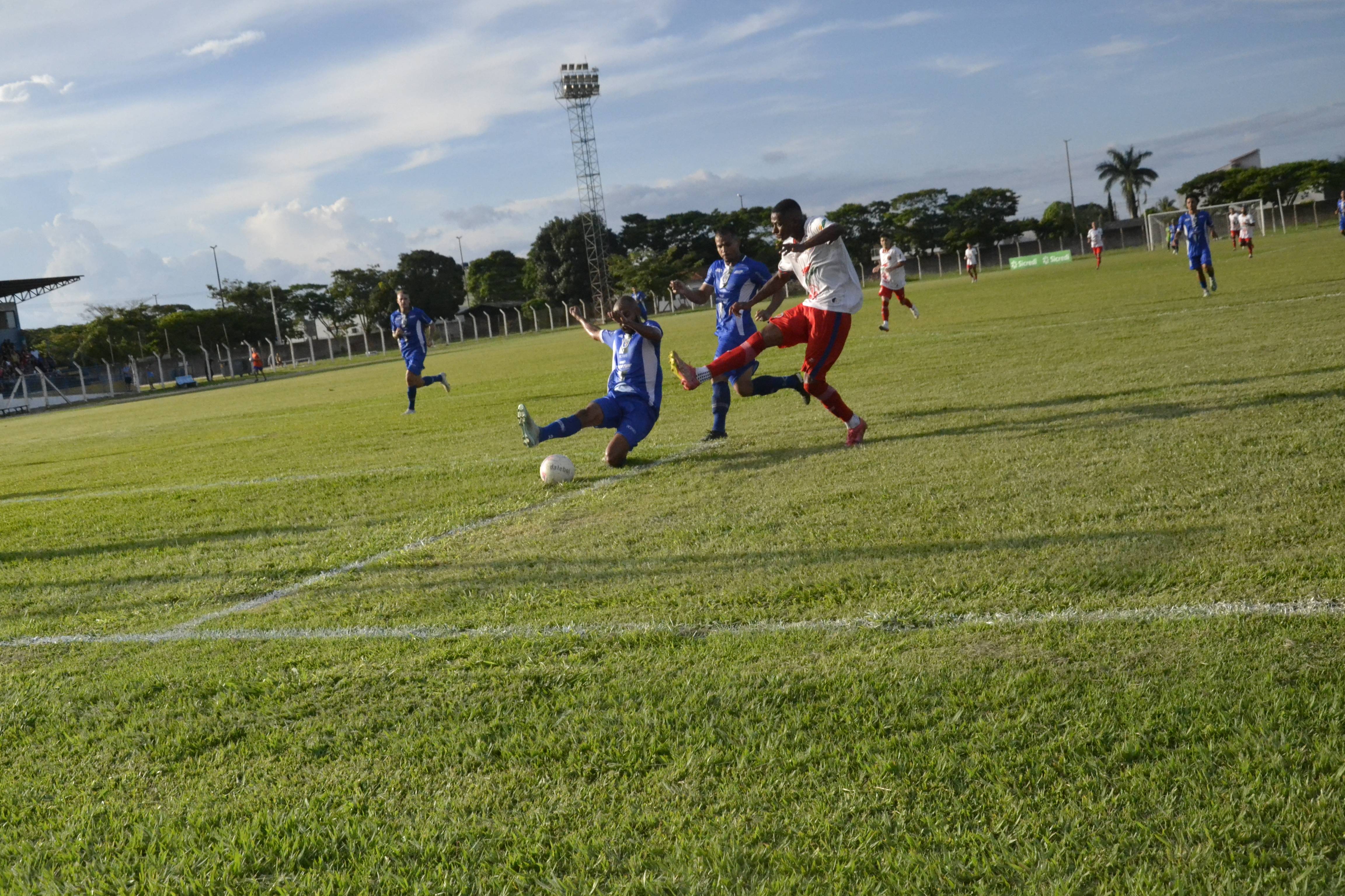 Em jogo de poucas oportunidades, VEC x União Cacoalense termina sem gol no Portal da Amazônia