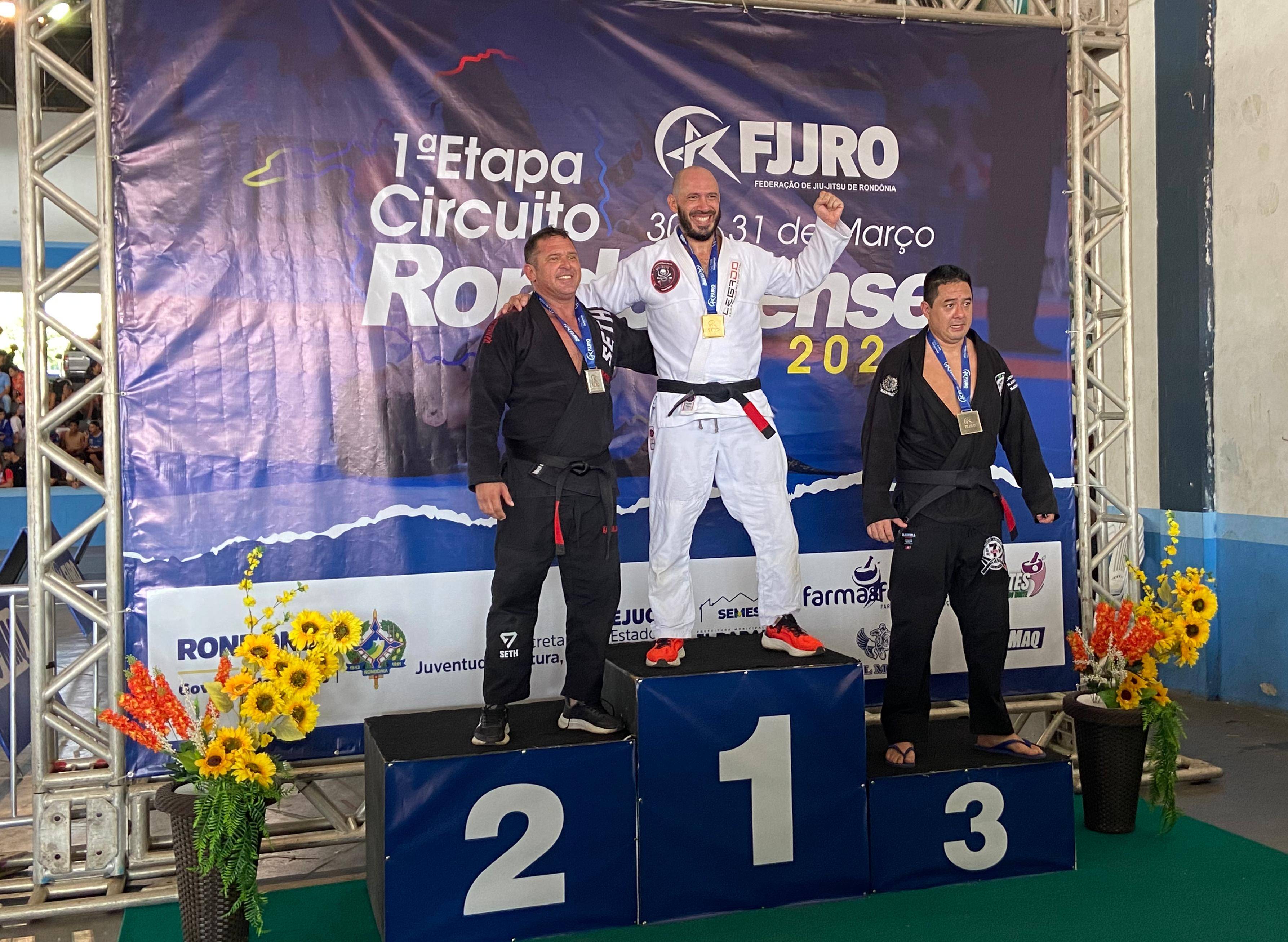Atletas vilhenenses conquistam medalhas na Primeira Etapa do Circuito Rondoniense de Jiu-Jitsu, em Ji-Paraná