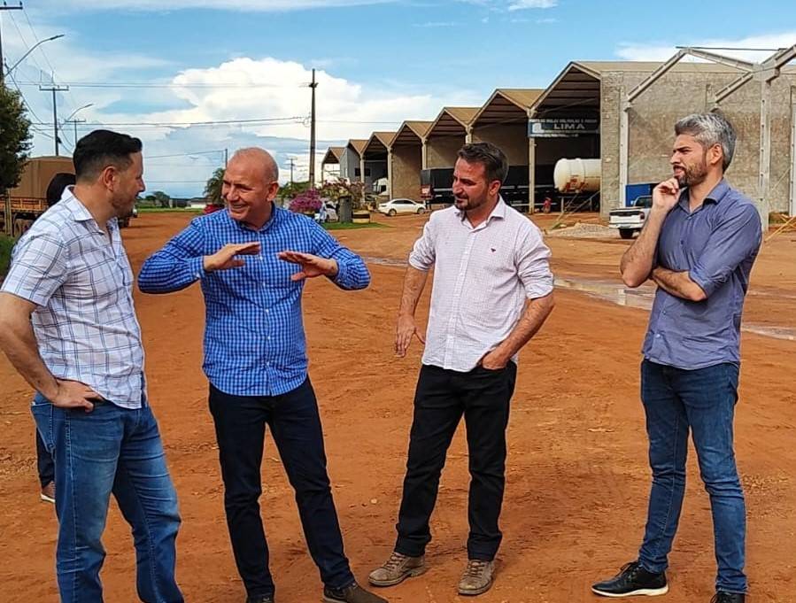 Em Vilhena, deputado Ezequiel Neiva anuncia início das obras para asfaltamento dos acessos da Cooperativa de Transportes de Rondônia
