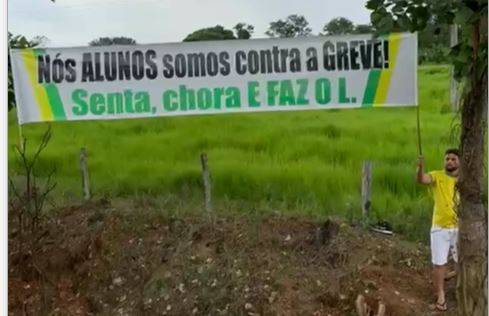 VÍDEO: alunos do IFRO de Colorado dobram aposta ao exporem faixa mandando servidores da instituição “sentar, chorar e fazer o L”