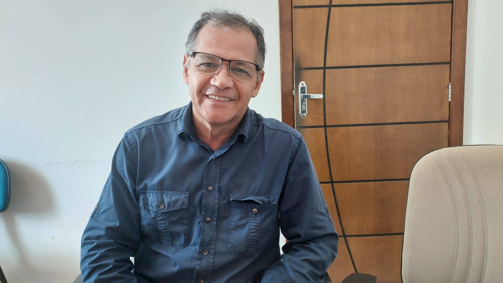 Professor que disputou sete eleições em Vilhena e ganhou uma vai tentar voltar à Câmara de Vereadores após mais de 20 anos