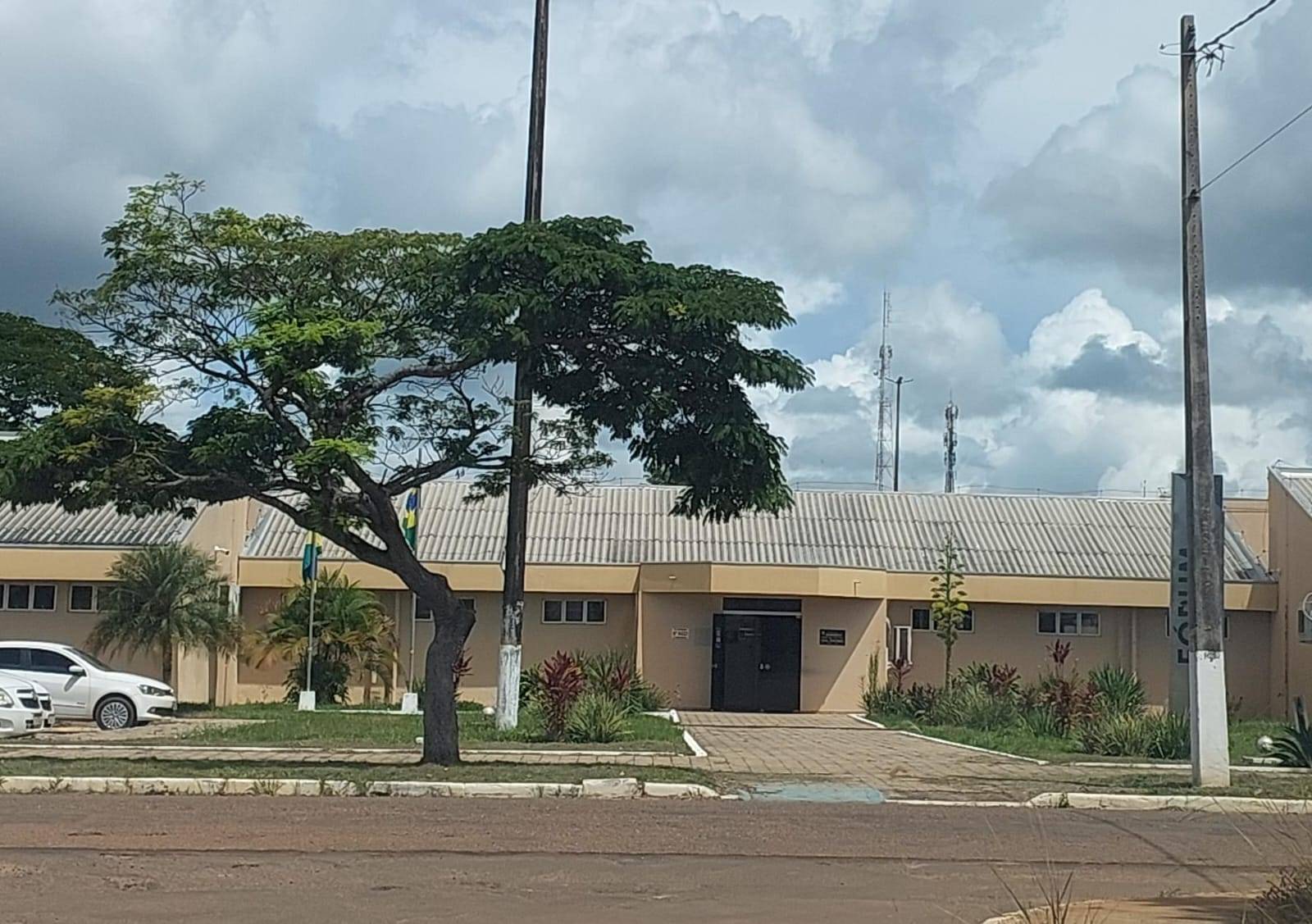Julgado quase dez depois, homem acusado de tentar matar outro a golpes de faca em Chupinguaia é absolvido