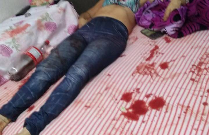 URGENTE: mulher não identificada é encontrada morta com marcas de tiros dentro de casa, em Vilhena