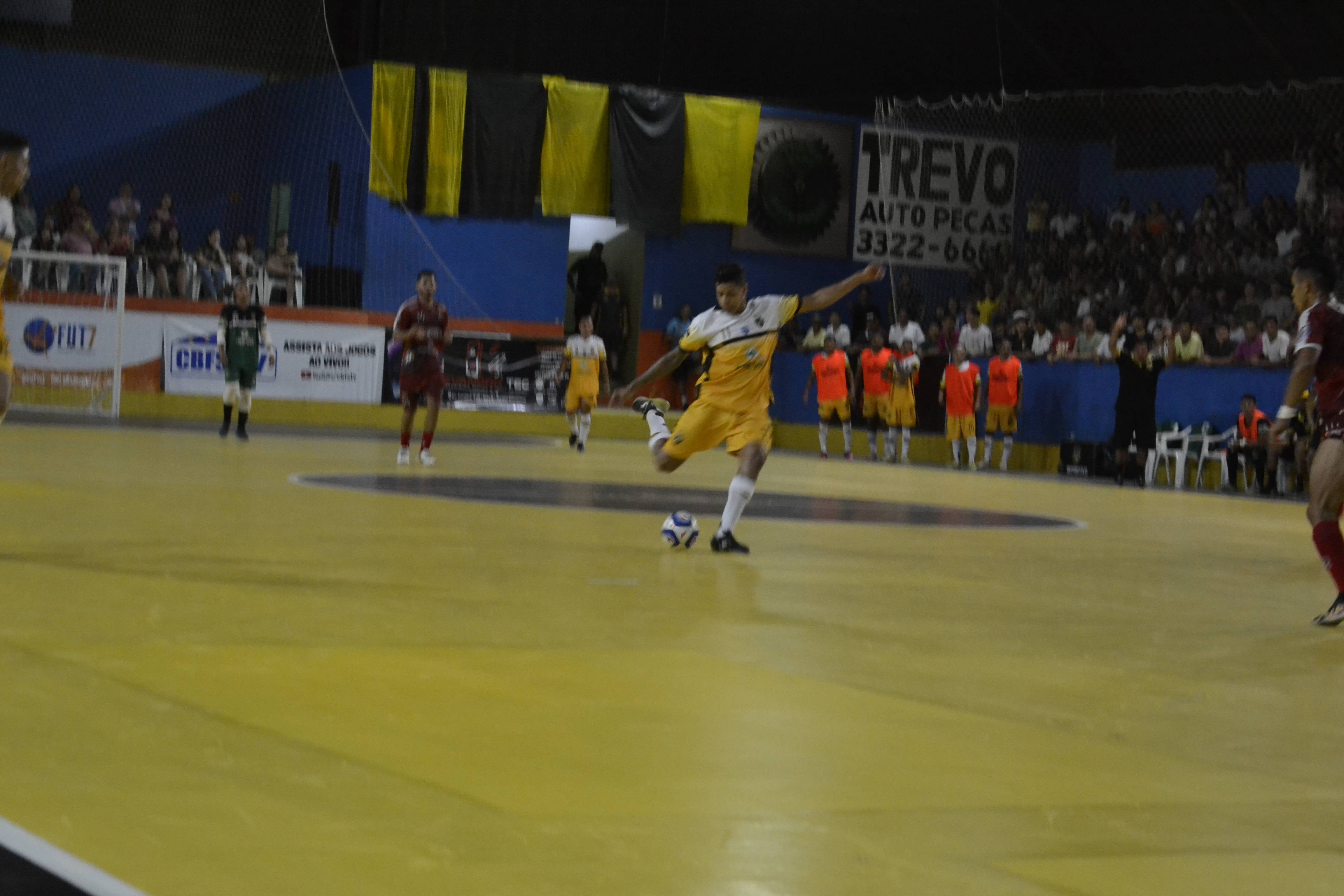 Em jogo de duas viradas, Deportivo-RO vence o Náutico-AM na primeira partida das Oitavas de Final da Copa do Brasil de Futsal