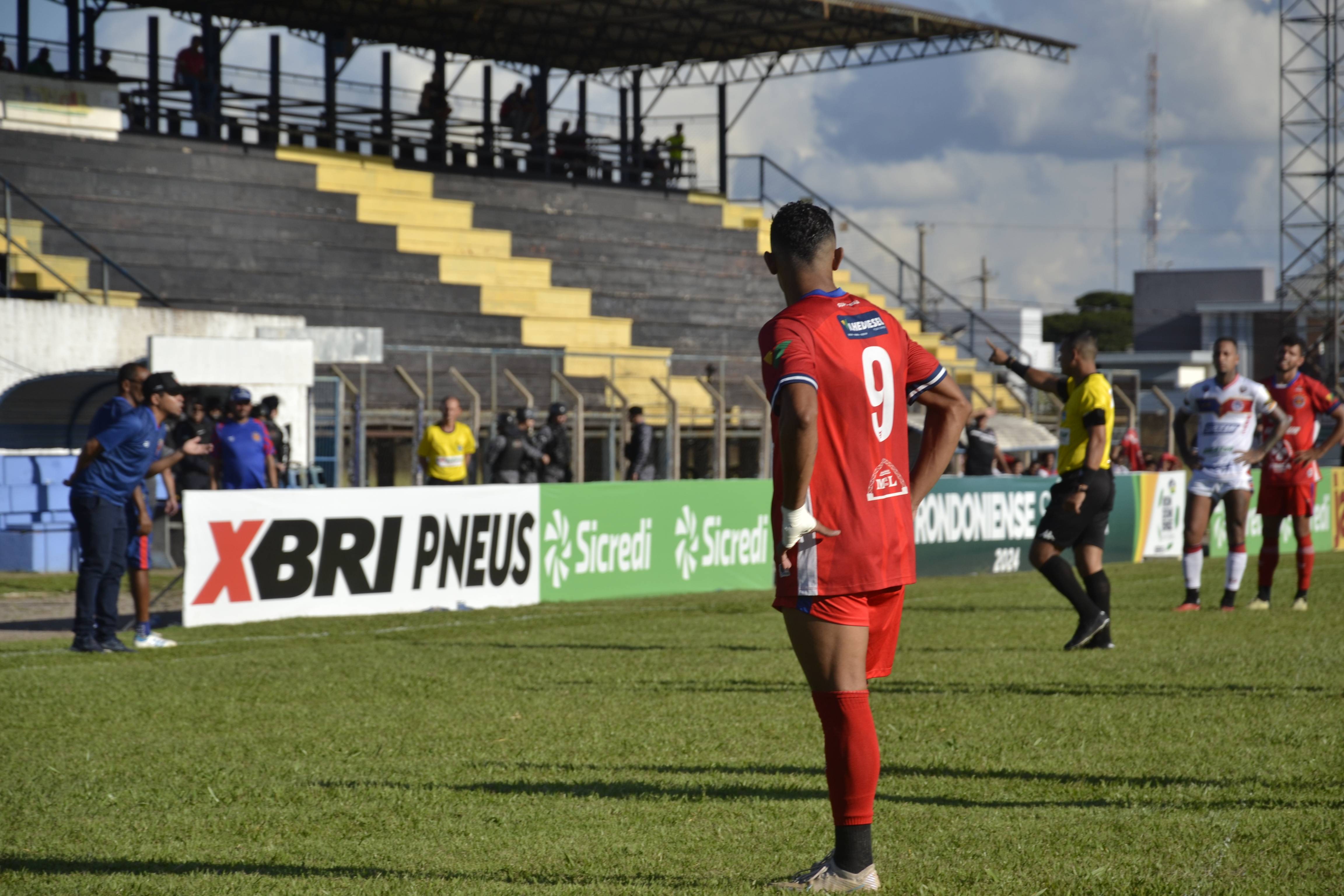 Com apenas 15 jogadores, VEC já está na capital para duelo contra o Porto Velho pela semifinal do Rondoniense 2024