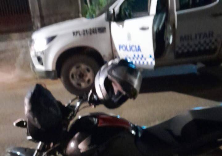 Após tentar derrubar portão, assaltar e ameaçar pessoas, homem que estaria planejando matar desafeto é preso em Colorado do Oeste
