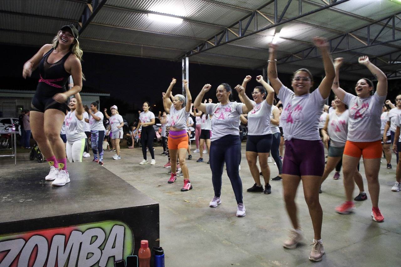 Projeto Zumbão reúne mulheres focadas na prática de atividades físicas em Vilhena