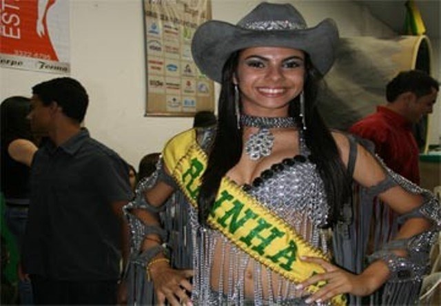 Candidatas a Rainha da Expovil serão apresentadas hoje durante jantar