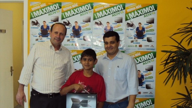 Sorteados da promoção “Minha Mãe é o Máximo” receberam os prêmios nesta terça