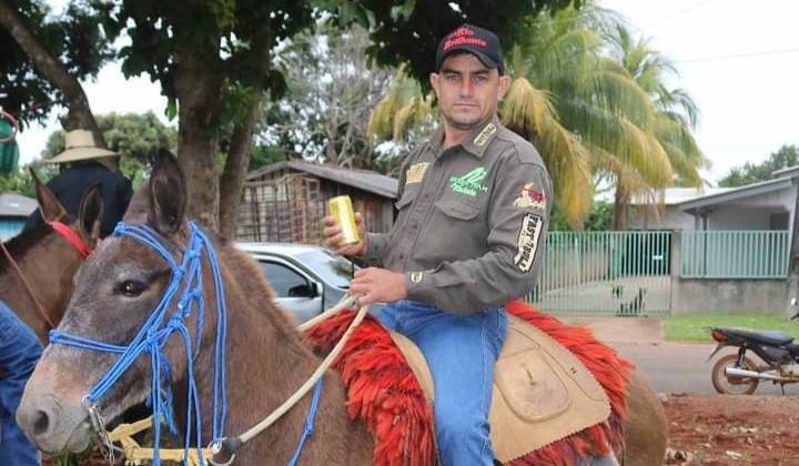 Amigos criam “pix solidário” para ajudar sitiante de Cabixi que teve a perna dilacerada após acidente em rodovia