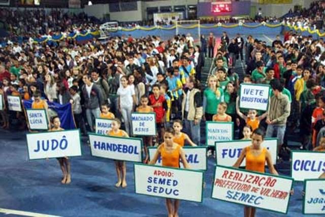 Jogos Escolares suspensos por interferência do Tribunal de Contas do Estado