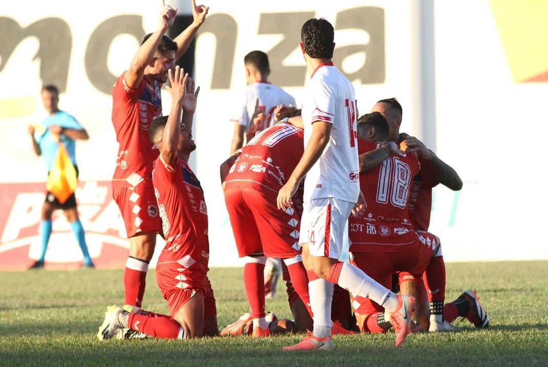 Porto Velho vence mais uma e segue na cola do líder Manauara; a Locomotiva venceu o Rio Branco por 2-0