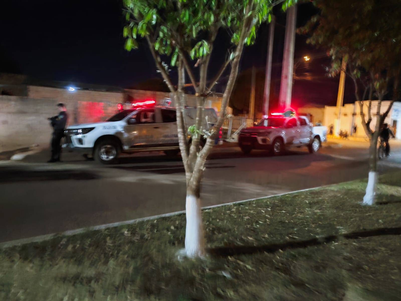Ataque a tiros que deixou um morto e dois baleados em Vilhena seria uma chacina com mais vítimas a mando de facção criminosa