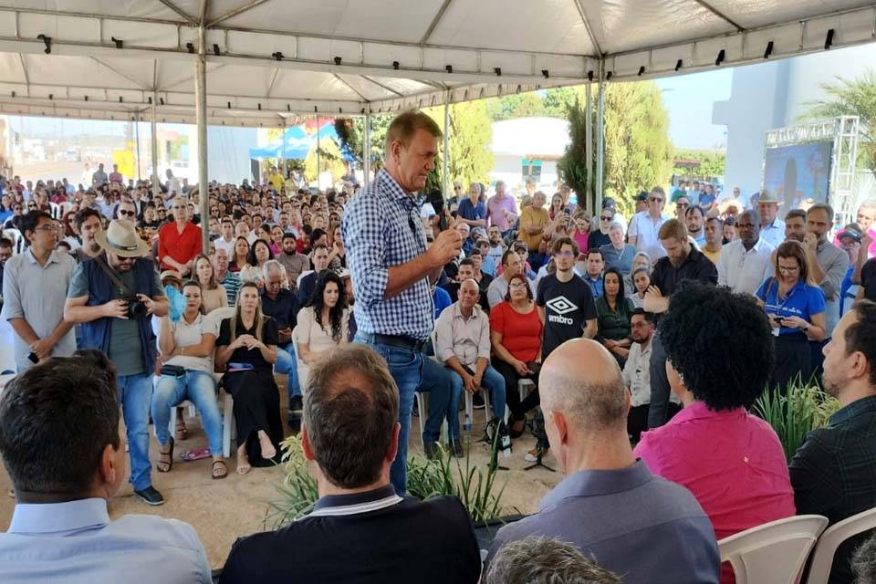 Deputado Luizinho Goebel participou de inauguração do Centro de Prevenção e Diagnóstico do Câncer, em Vilhena