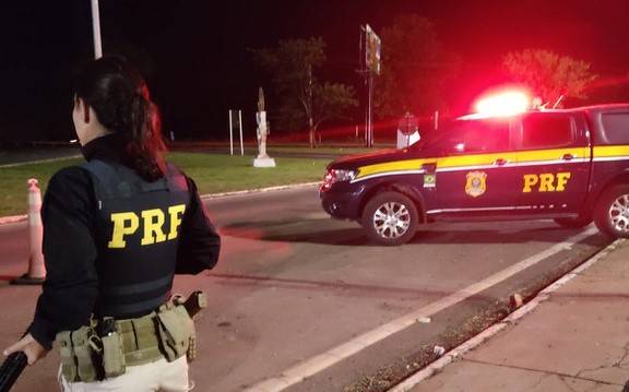 Caminhoneiro de 36 anos que saiu de Rondônia “movido a rebite” é detido pela PRF em rodovia de MT