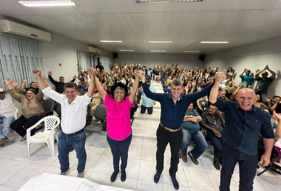 Com deputados presentes, ex-secretário de Saúde lança candidatura a prefeito de Colorado do Oeste tendo ex-servente de pedreiro como vice