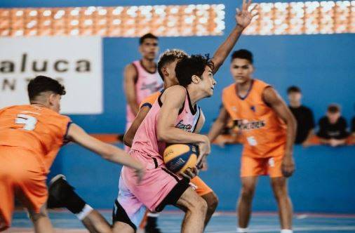 Segunda edição da Copa Regivaldo de Basquetebol acontece neste final de semana em Vilhena com a participação de oito equipes