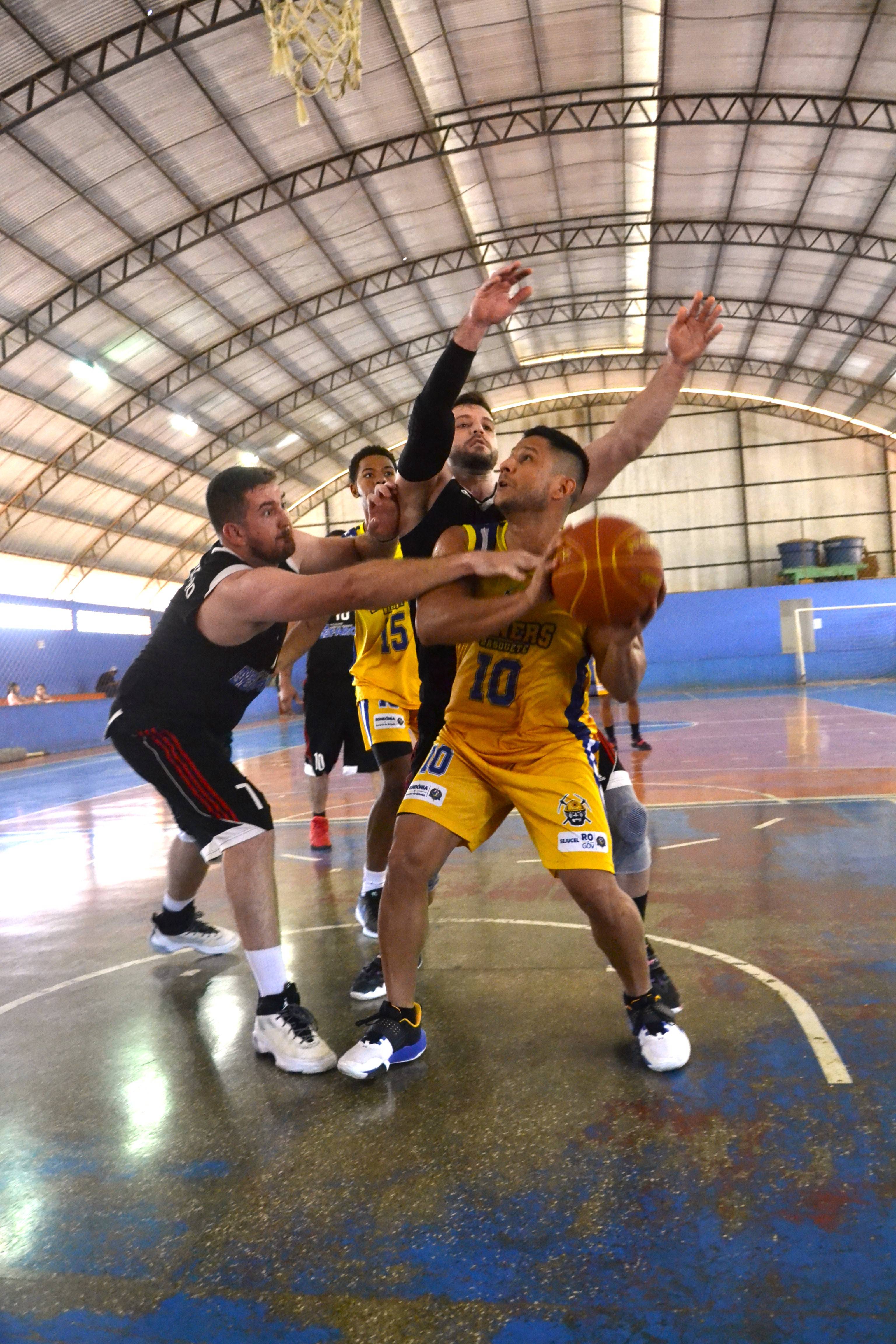 Minners Porto Velho conquista a Copa Regivaldo Miranda de Basquetebol em Vilhena